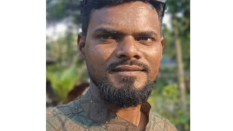 কাউন্টারে টিকিট নেই: ডাবিং করে কালোবাজারি করছে কুলাউড়ার নাছির সিন্ডিকেট